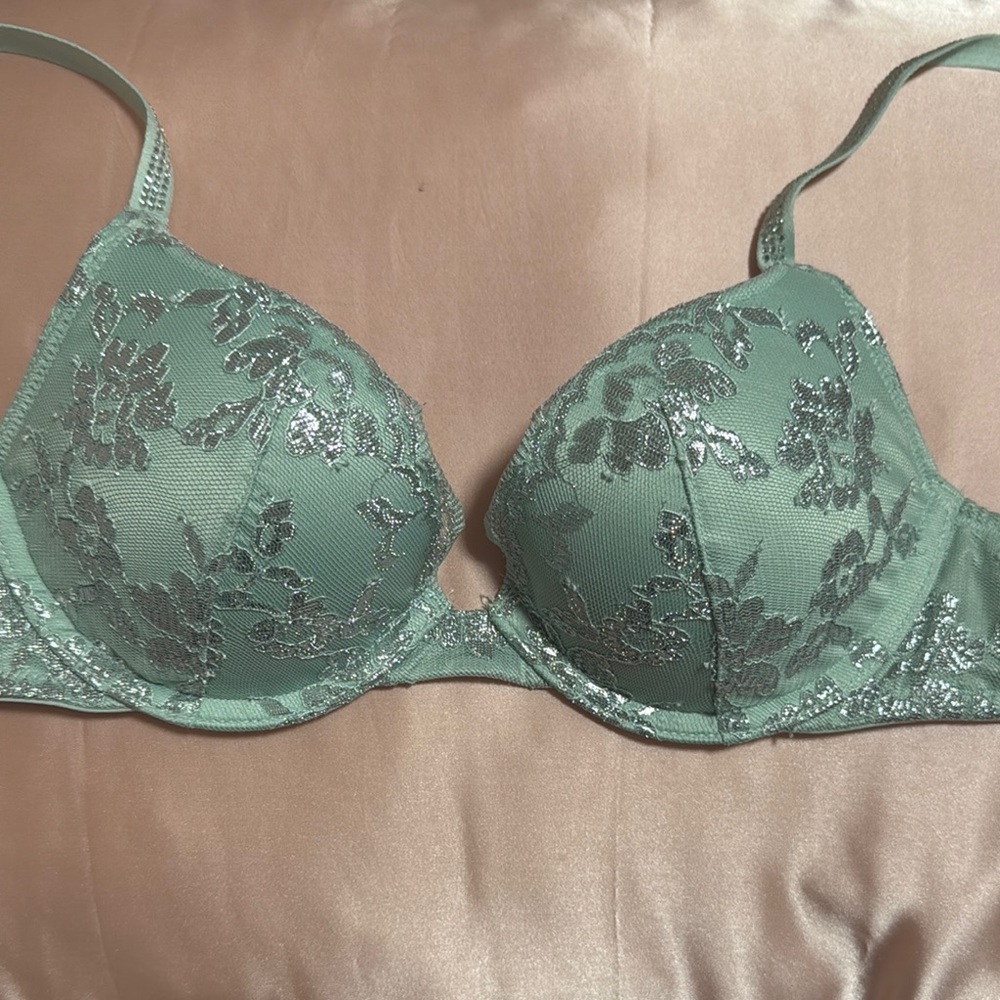 Elegant Dream Angels Push Up Lace Underwire Bra in Mint Green